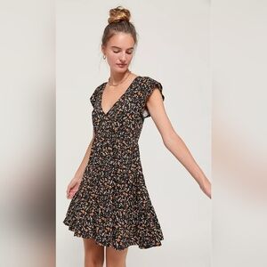 Urban Outfitters Black Julia Floral Ruffle Mini Dress Size XS